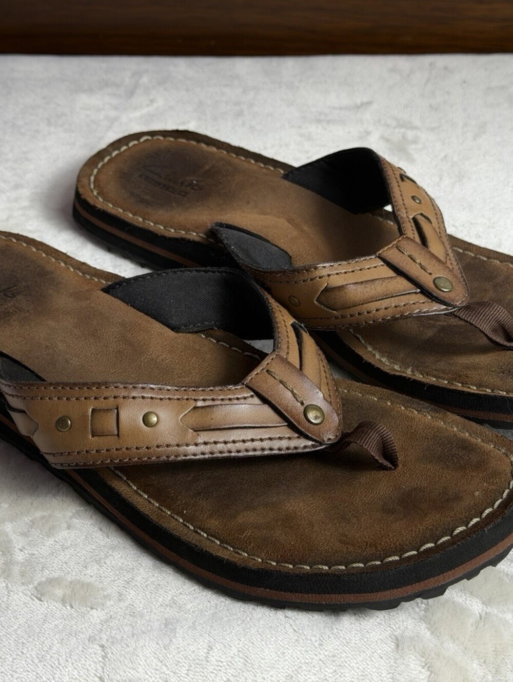 Clarks Collection Brown Leather Flip Flop Thong Sandals Womens 10 M 261182024075